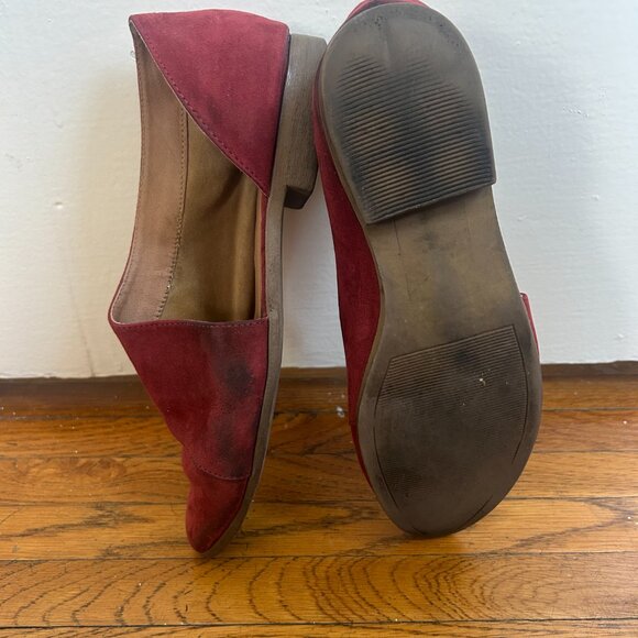 Red suede loafers - Picture 6 of 7